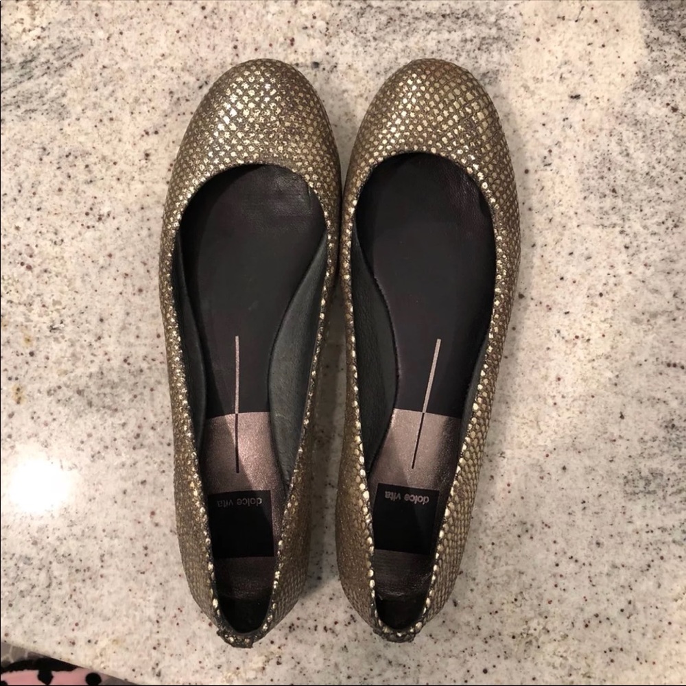 gold dolce vita flats!!